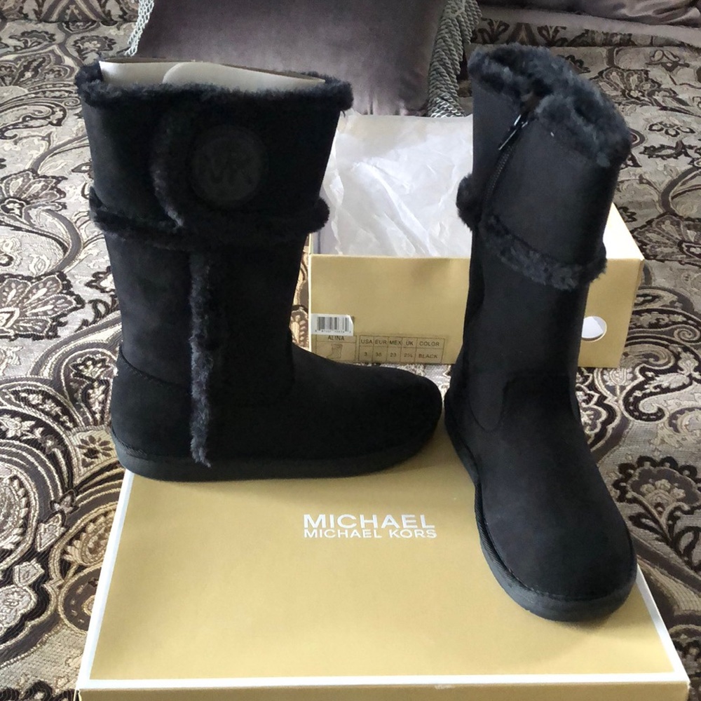 Michael Kors Alina girls black suede boots. Girls size 3. Brand new in box.